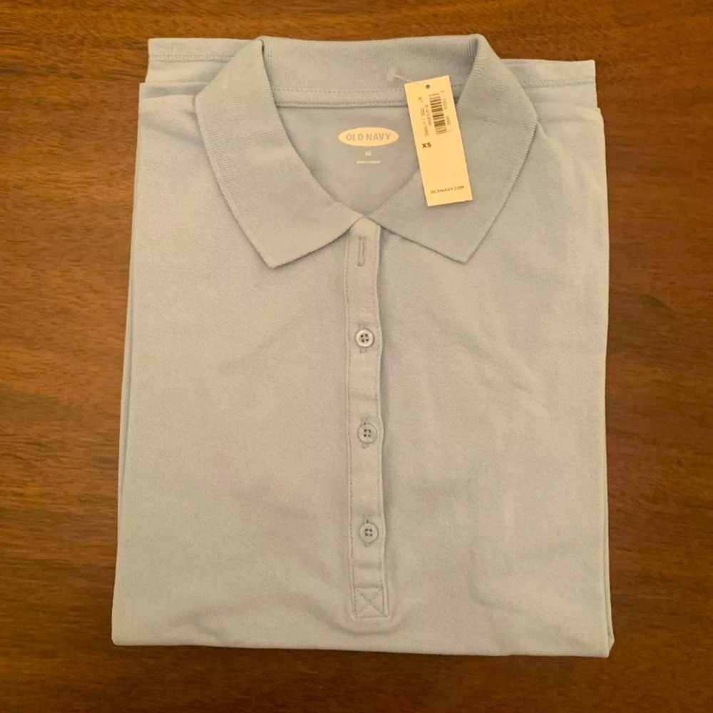 Old Navy women’s short sleeved polo .